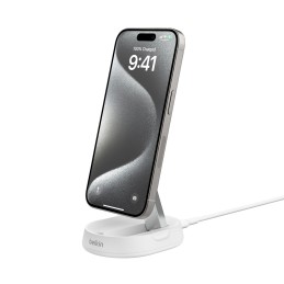 icecat_Belkin BoostCharge Pro Chytrý telefon Bílá AC Bezdrátové nabíjení Rychlé nabíjení Vnitřní