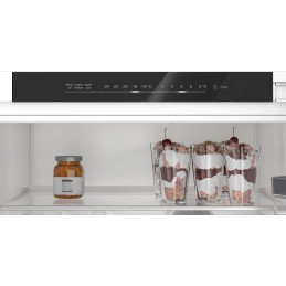 icecat_Bosch Serie 4 KIN96VFD0 Kühl- und Gefrierkombination Integriert 290 l D Weiß